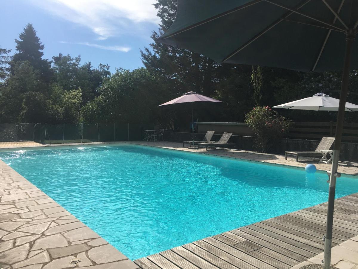 La Roulotte Des Bords De Saone Hotel Massieux ภายนอก รูปภาพ